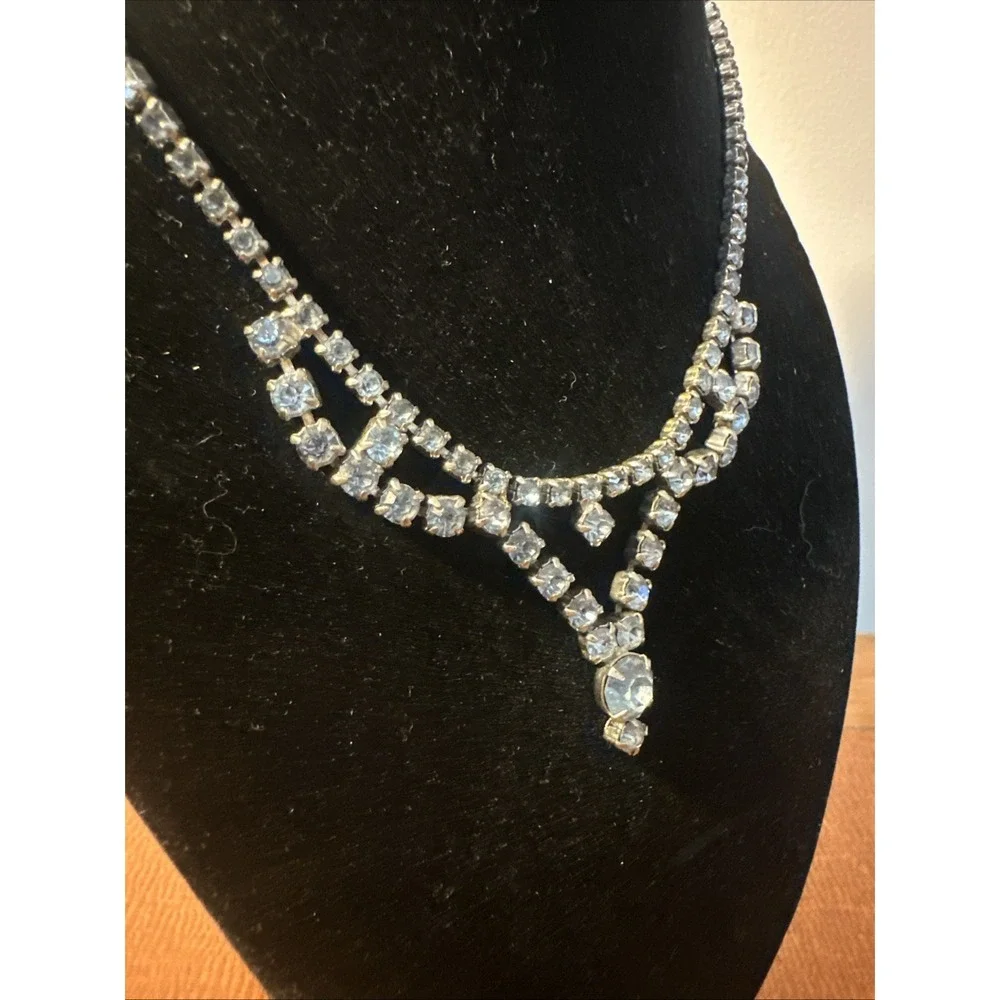 Vtg Blue Rhinestone Necklace With Earrings Screw Back
